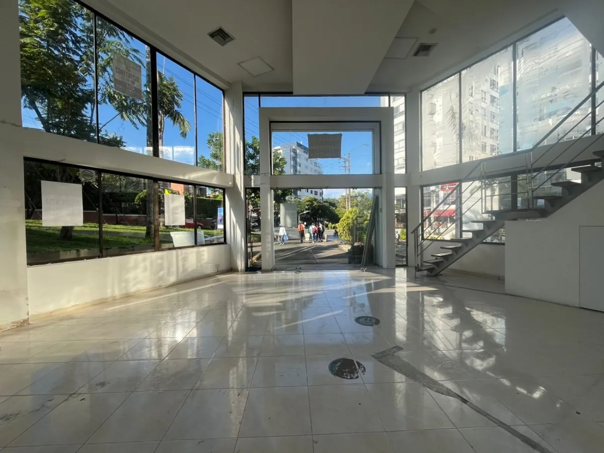 Local en Arriendo en La Ensenanza, Pereira, 140,0 m² (foto 3) — CREBI