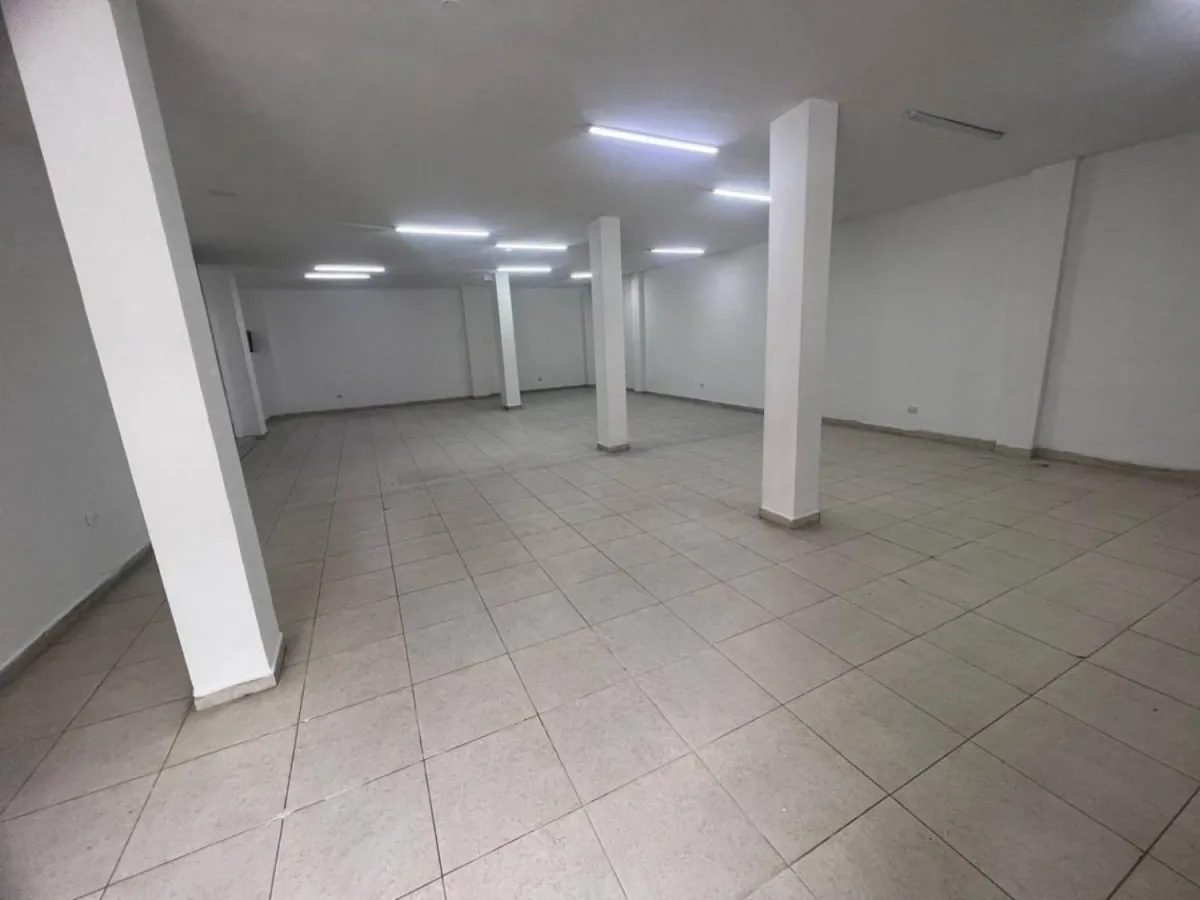 Local en Arriendo en Los Naranjos, Dosquebradas, 119,0 m² (foto 2) — CREBI