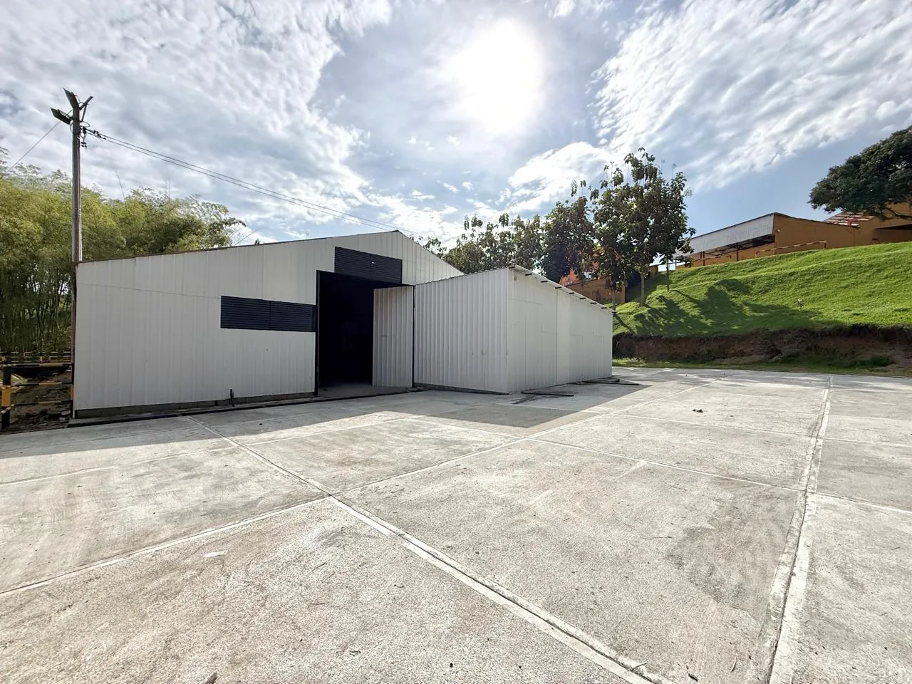 Bodega en Arriendo en Cerritos, Pereira, 600,0 m² (foto 3) — CREBI