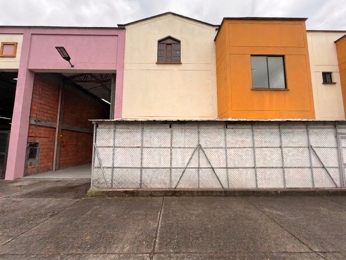 Bodega en Arriendo en La Playita, Dosquebradas, 500,0 m² (foto 3) — CREBI