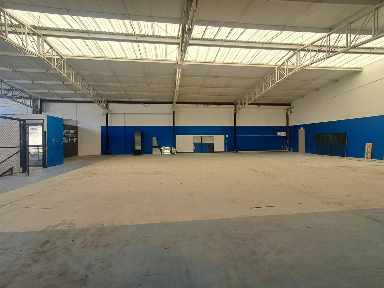 Bodega en Arriendo en Sector Galeria Central, Pereira, 440,0 m² (foto 3) — CREBI