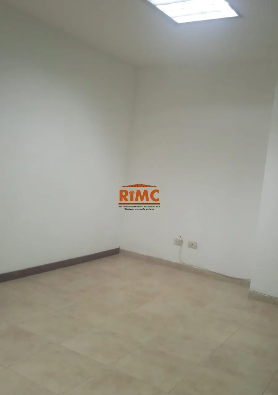 Local en Arriendo en Sector Plaza de Bolivar, Pereira, 43,0 m² (foto 3) — CREBI