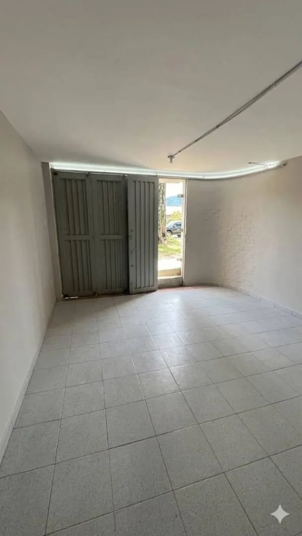 Local en Arriendo en La Palmera, Pereira, 22,0 m² (foto 3) — CREBI