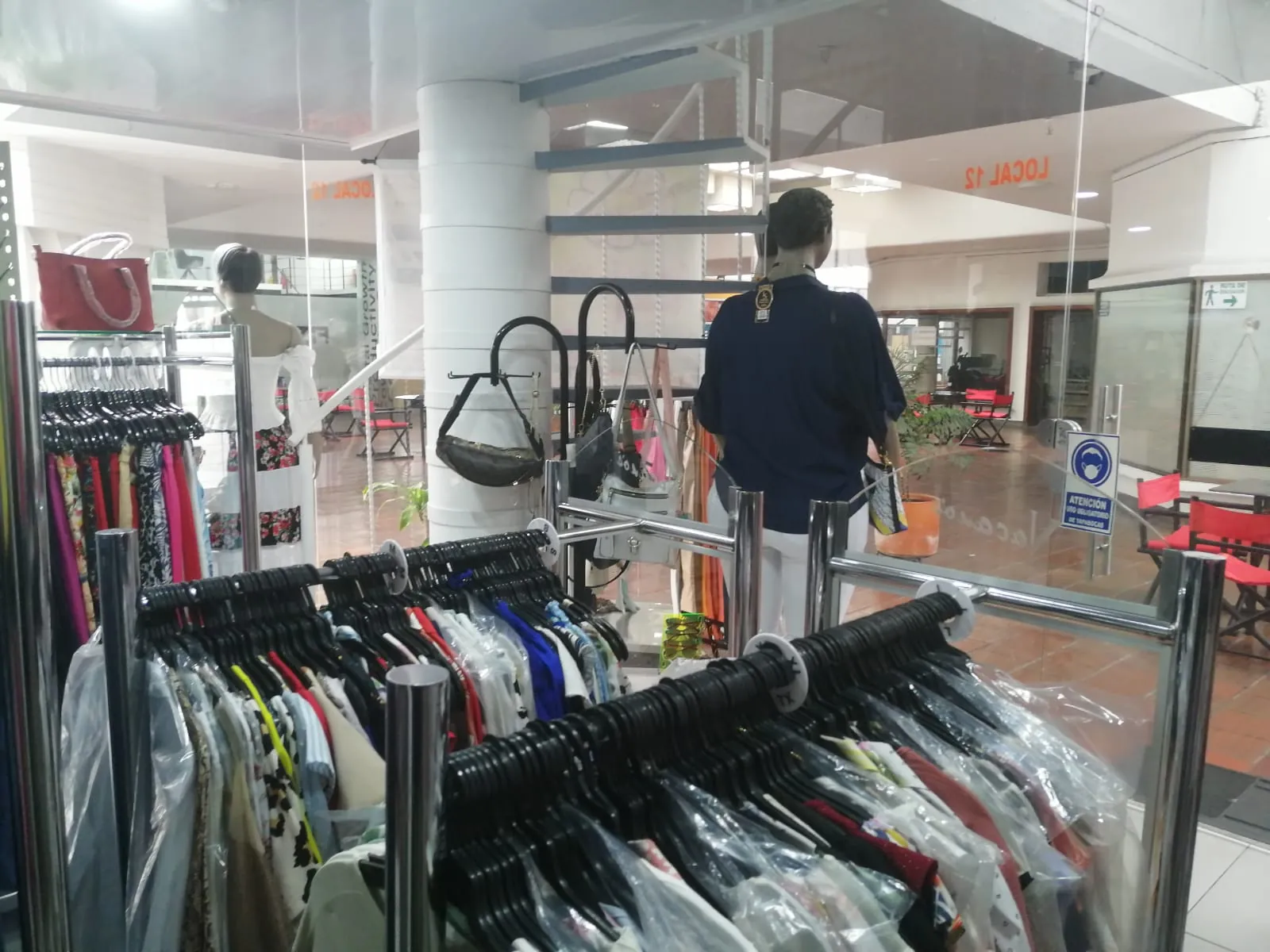 Local en Venta en San Vicente, Cali, 90,0 m² (foto 3) — CREBI