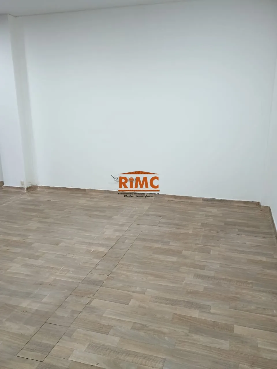 Local en Venta en Pinares de San Martin, Pereira, 312,0 m² (foto 3) — CREBI