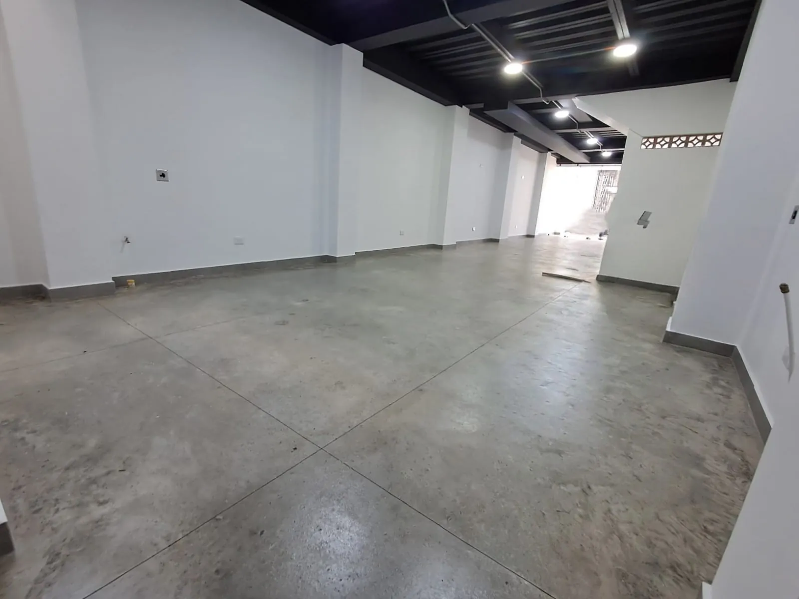 Local en Arriendo en Popular Modelo, Pereira, 102,0 m² (foto 3) — CREBI