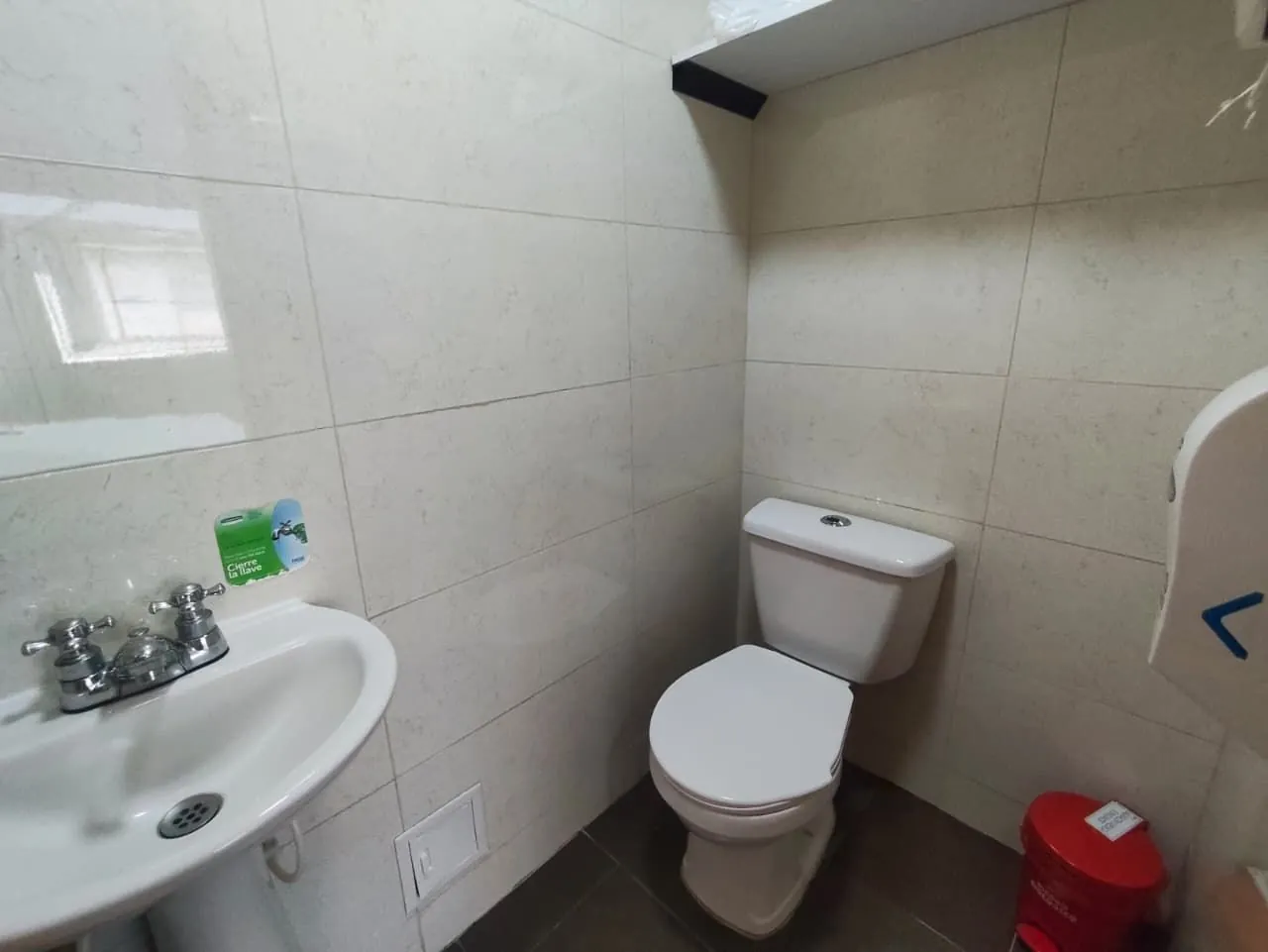 Oficina en Arriendo en San Jose Sur, Pereira, 10,0 m² (foto 3) — CREBI