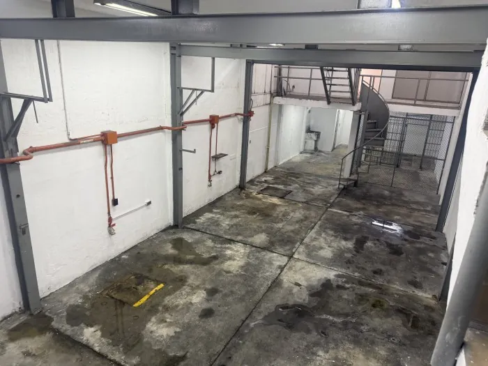 Bodega en Arriendo en Manzanares, Cali, 280,0 m² (foto 3) — CREBI