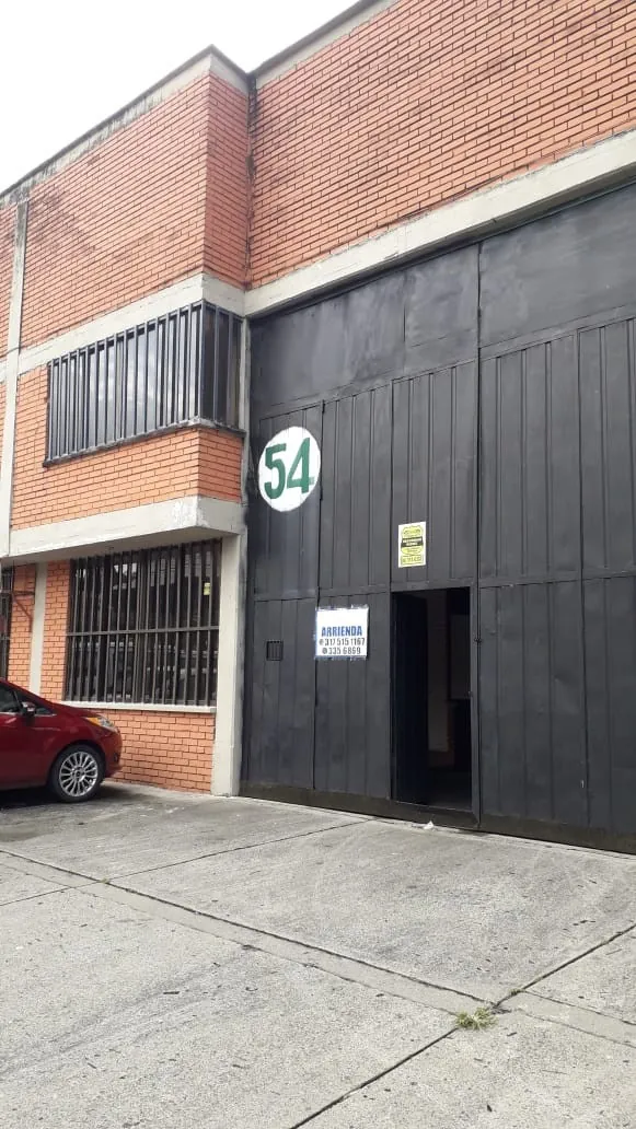 Bodega en Arriendo en Calle 9, Dosquebradas, 580,0 m² (foto 3) — CREBI