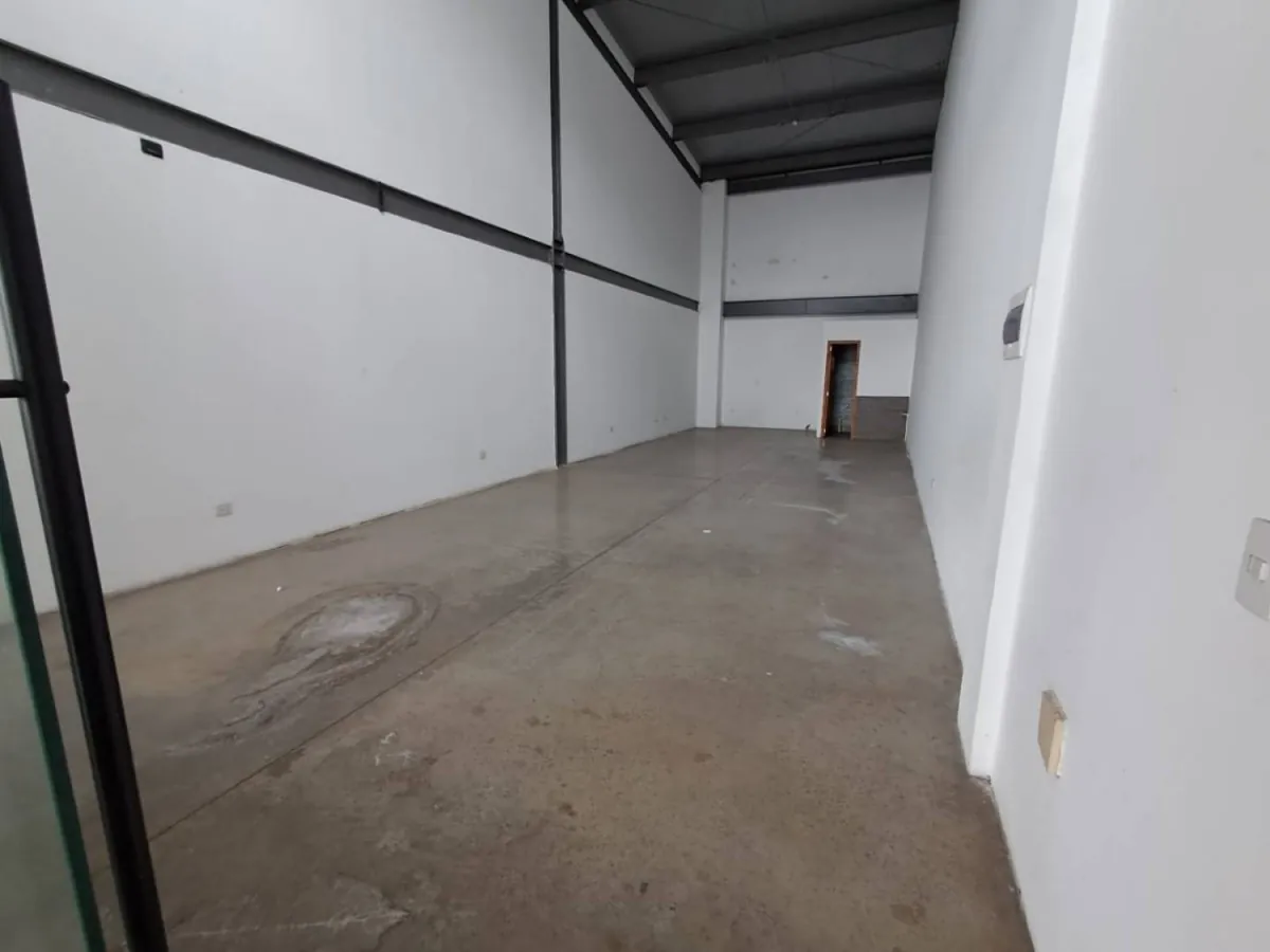Local en Arriendo en El Limonar, Dosquebradas, 75,0 m² (foto 3) — CREBI