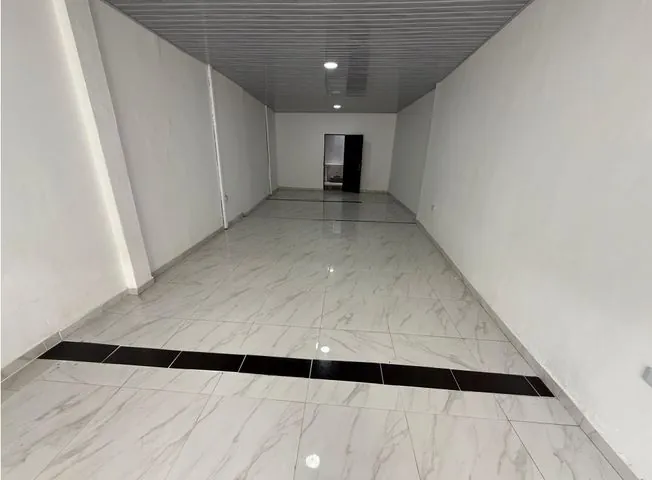 Local en Venta en Basillas, La Virginia, 64,0 m² (foto 3) — CREBI