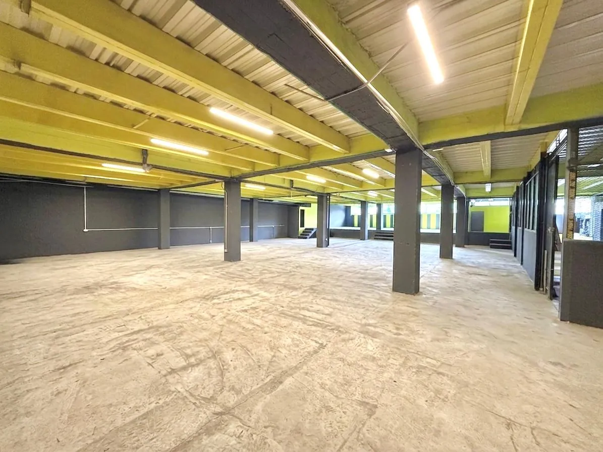Local en Arriendo en Laureles II, Pereira, 380,0 m² (foto 3) — CREBI