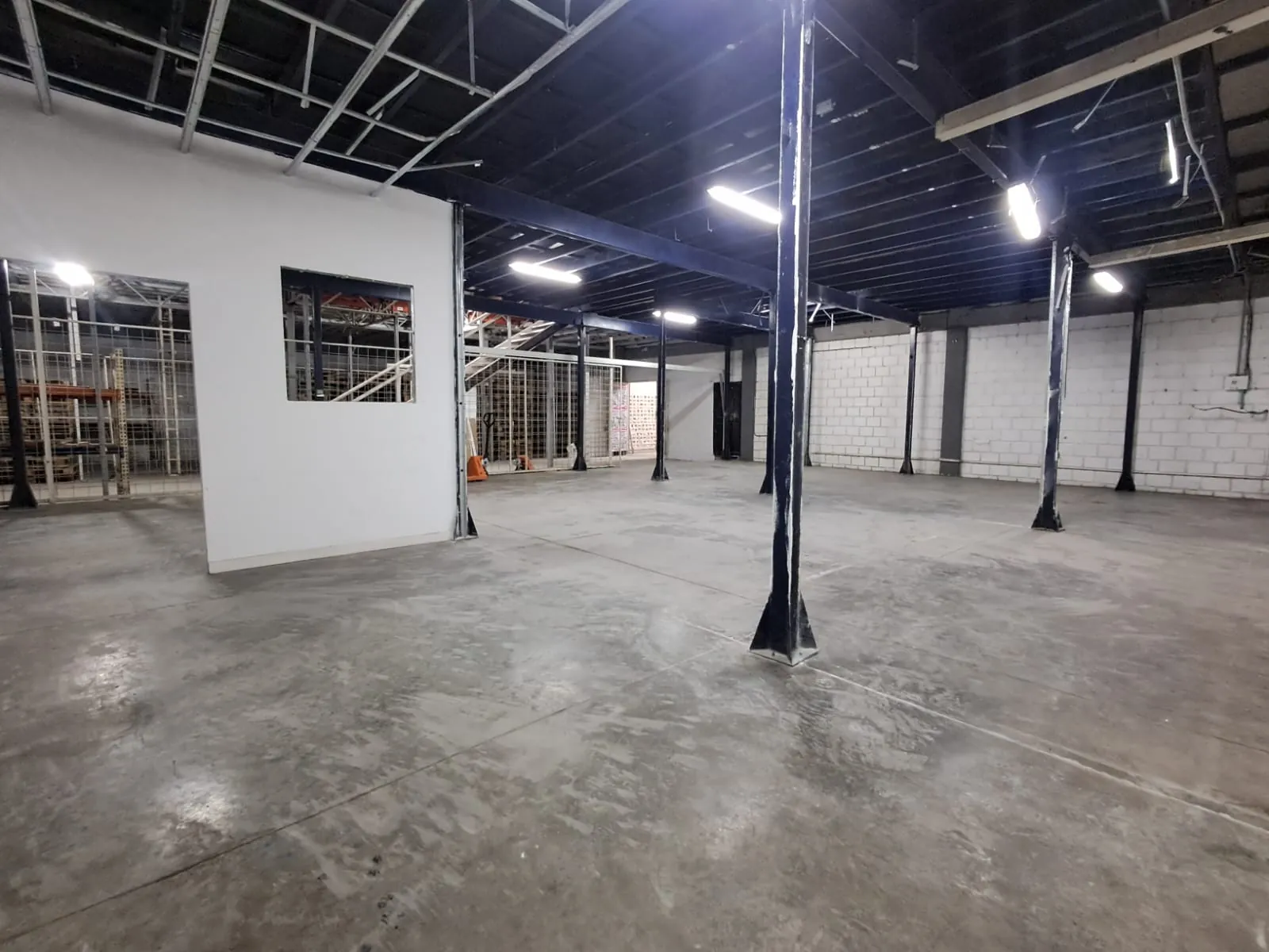 Bodega en Arriendo en Avenida del Pollo, Dosquebradas, 220,0 m² (foto 3) — CREBI