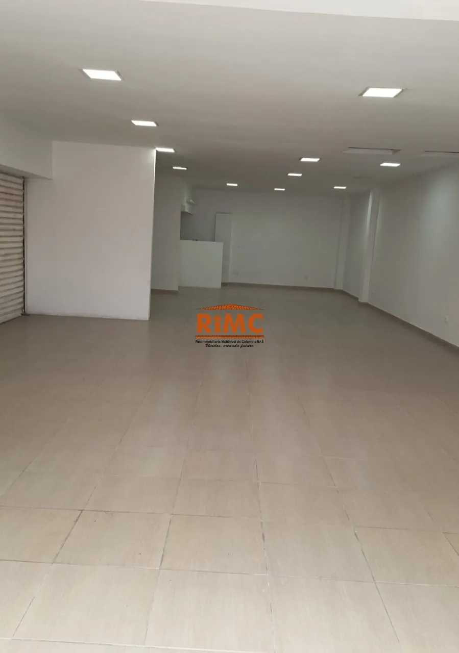 Local en Arriendo en Bloques Primero de Febrero, Pereira, 1402,0 m² (foto 3) — CREBI