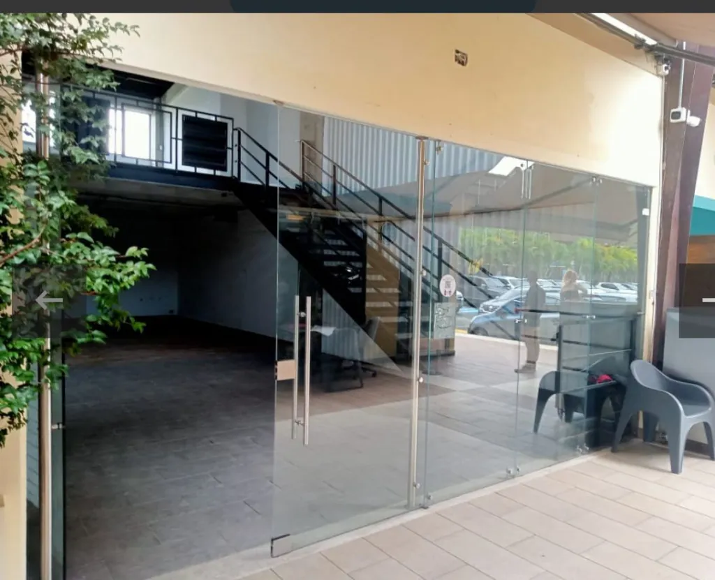 Local en Arriendo en Cerritos, 143,0 m² (foto 3) — CREBI