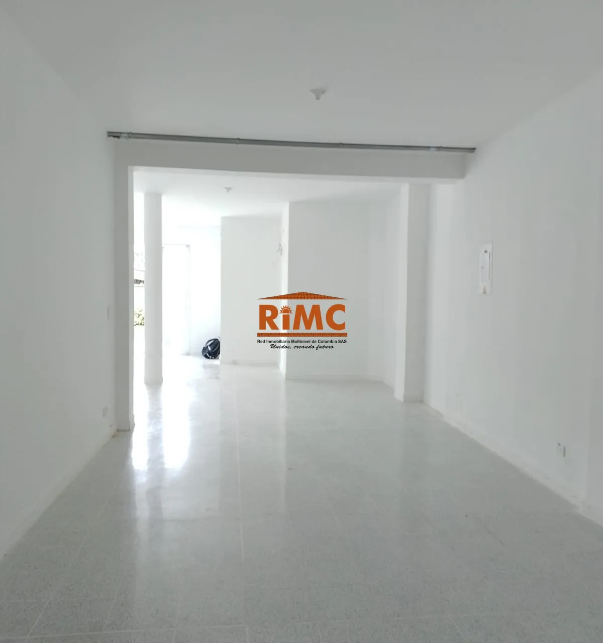 Local en Arriendo en Los Alamos, Pereira, 852,0 m² — CREBI