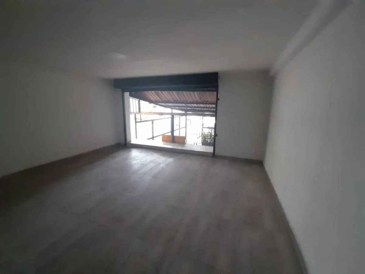 Local en Arriendo en San Jose Sur, Pereira, 100,0 m² (foto 4) — CREBI