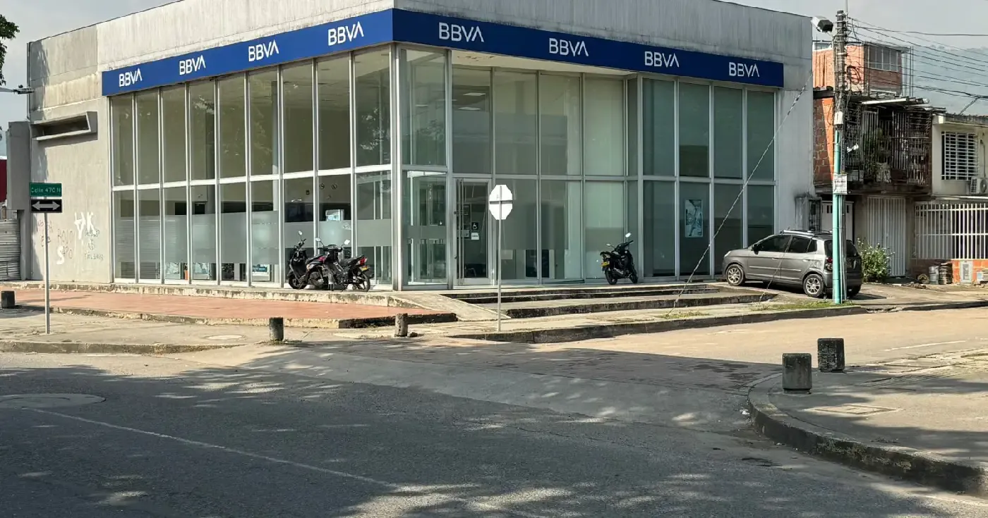 Local en Arriendo en Vipasa, Cali, 472,0 m² (foto 4) — CREBI