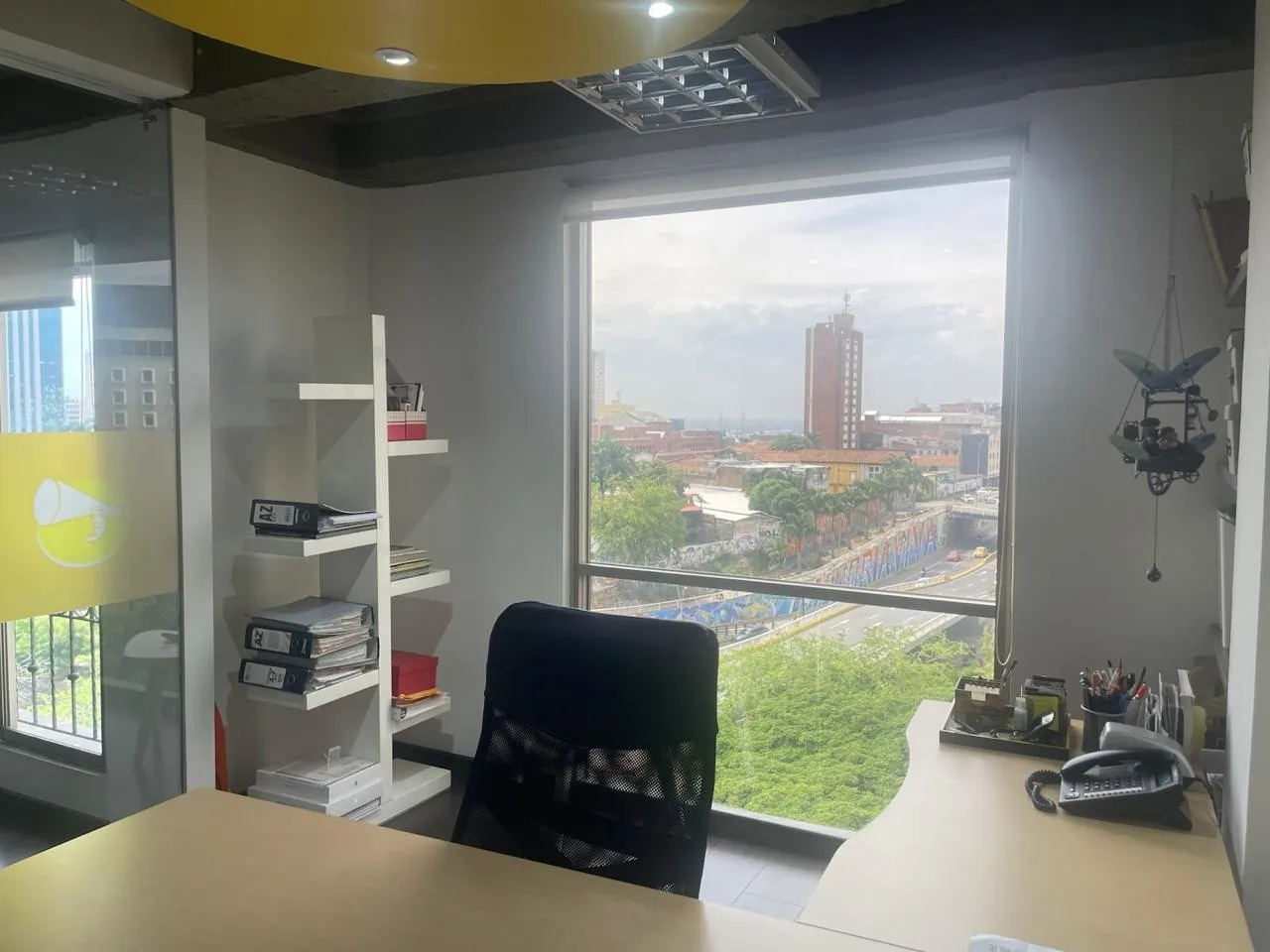 Oficina en Arriendo en Centenario, Cali, 110,0 m² (foto 4) — CREBI