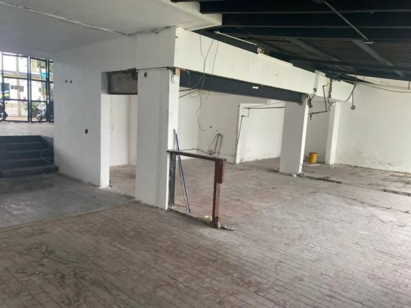Local en Arriendo en Cambulos, Pereira, 500,0 m² (foto 4) — CREBI