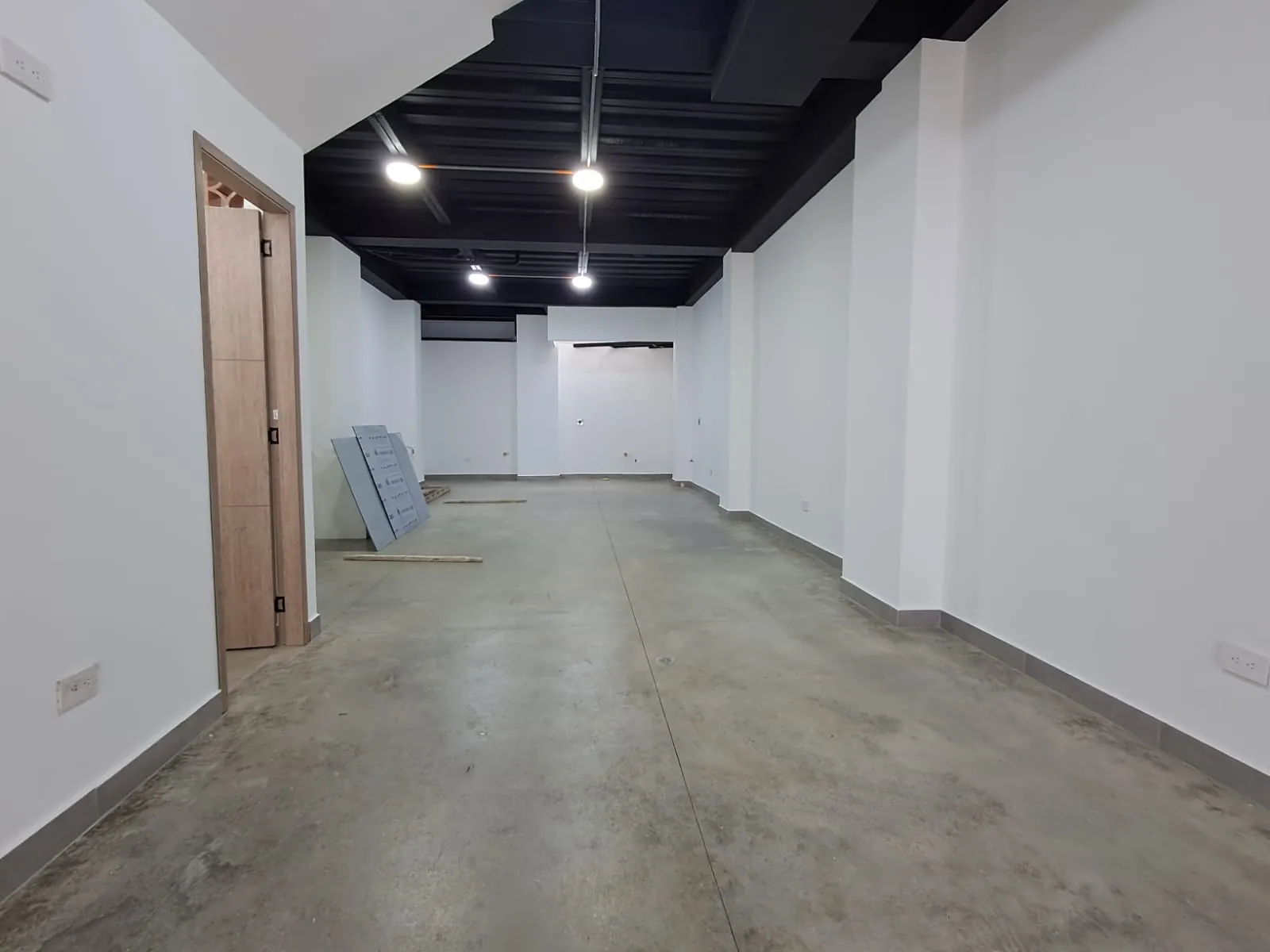 Local en Arriendo en Popular Modelo, Pereira, 102,0 m² (foto 4) — CREBI