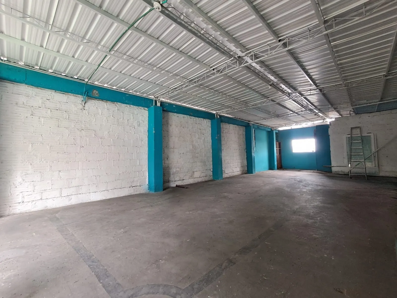 Bodega en Arriendo en Sector Lago Uribe, Pereira, 300,0 m² (foto 4) — CREBI