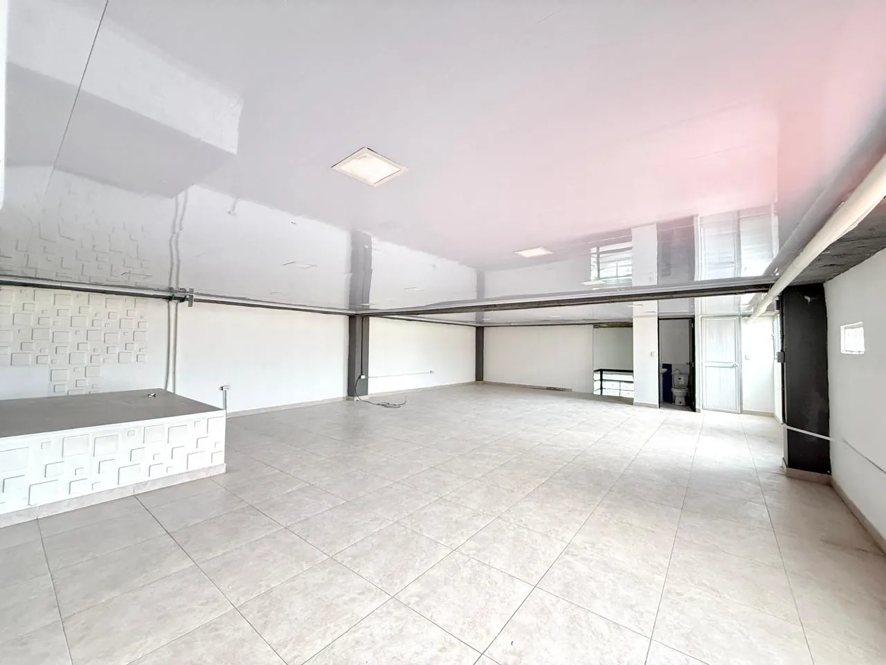 Local en Arriendo en San Joaquin, Pereira, 420,0 m² (foto 4) — CREBI