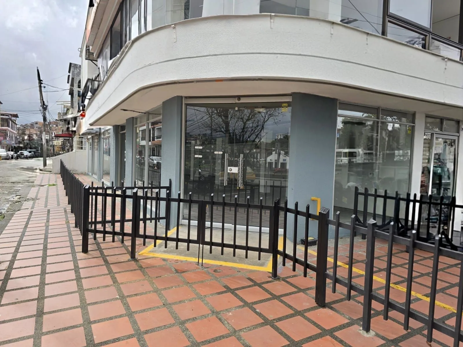Local en Arriendo en Cuba, Pereira, 156,0 m² (foto 4) — CREBI