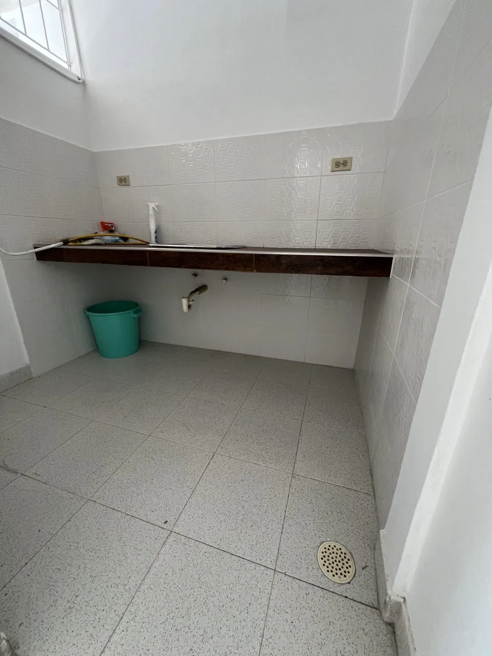 Local en Arriendo en Urbanización Tequendama, Cali, 164,0 m² (foto 4) — CREBI