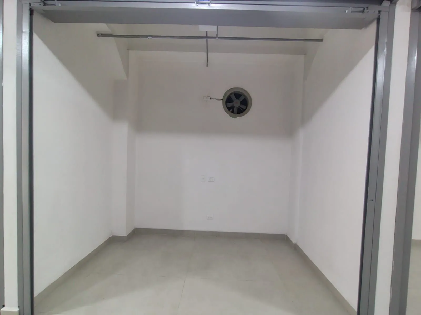 Local en Arriendo en Sector Galeria Central, Pereira, 10,0 m² (foto 5) — CREBI
