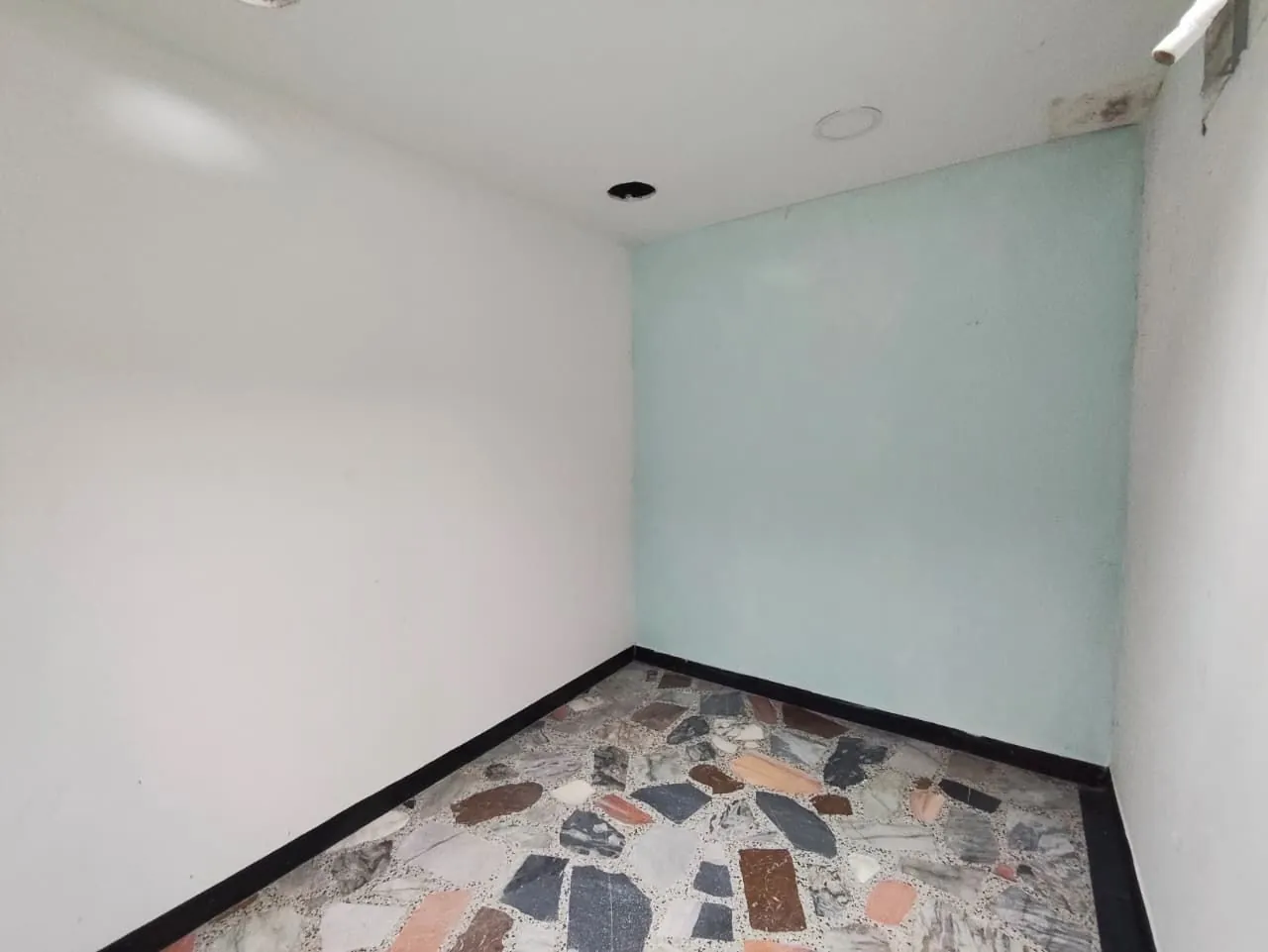 Local en Arriendo en Los Angeles, Pereira, 667,0 m² (foto 5) — CREBI