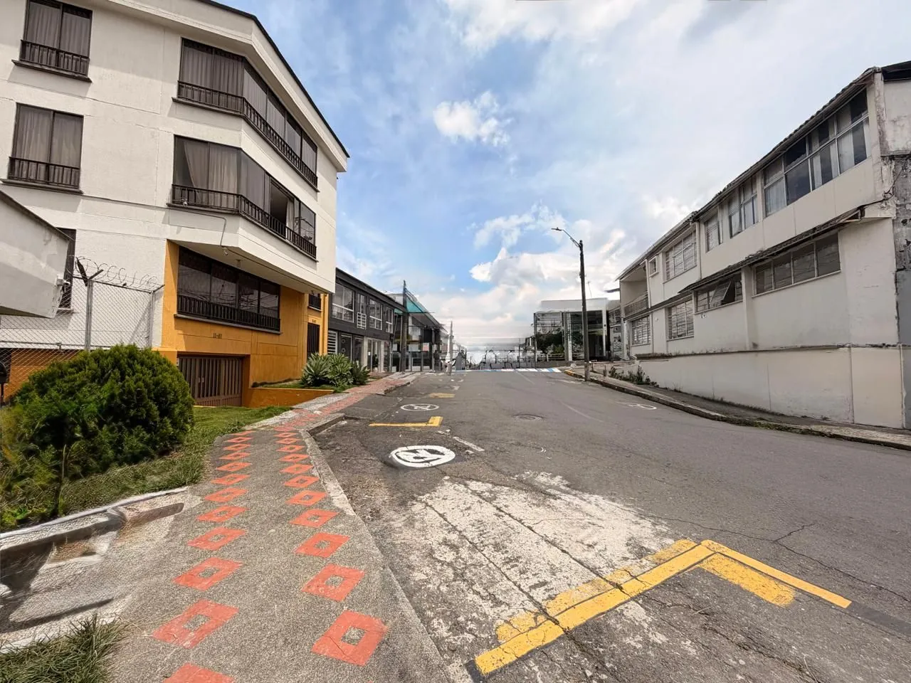 Local en Arriendo en San Jose Sur, Pereira, 30,0 m² — CREBI