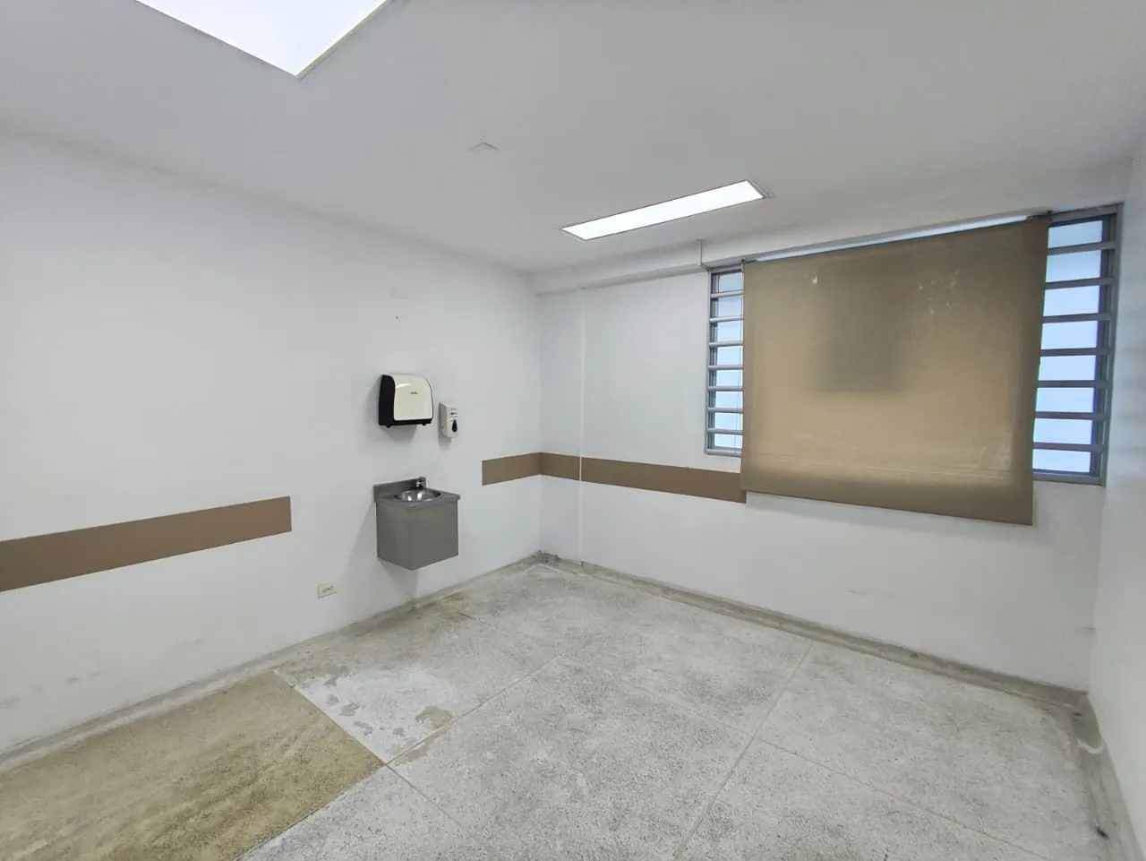 Local en Arriendo en Los Alamos, Pereira, 752,0 m² (foto 5) — CREBI