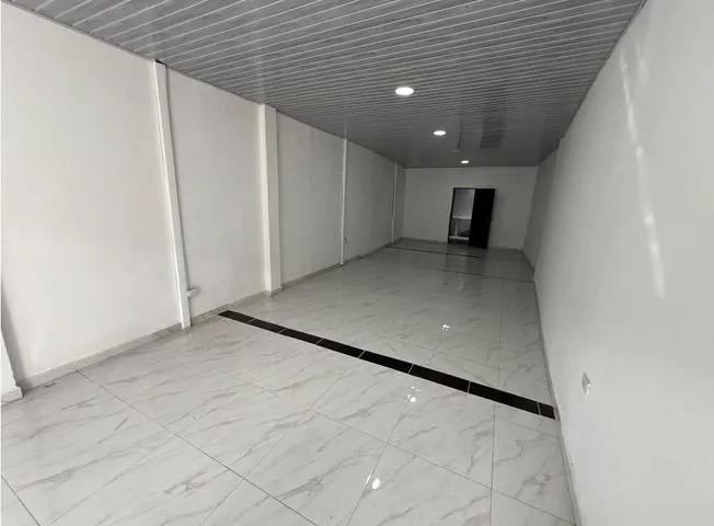Local en Venta en Basillas, La Virginia, 64,0 m² (foto 5) — CREBI