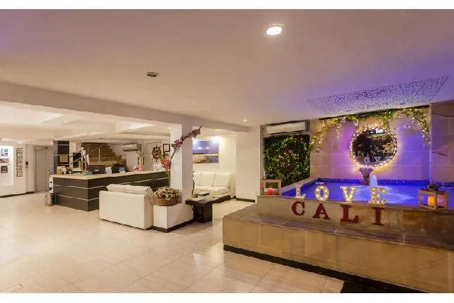 Hotel en Venta en Granada, Cali, 2553,0 m² (foto 6) — CREBI