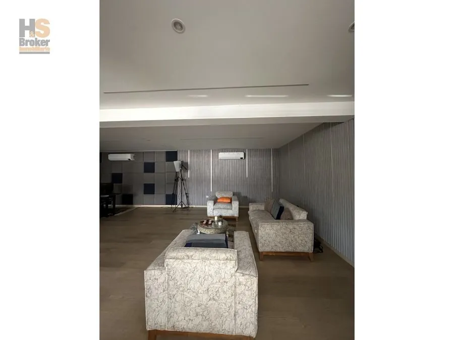 Edificio en Arriendo en San Nicolás, Cali, 3732,0 m² (foto 5) — CREBI
