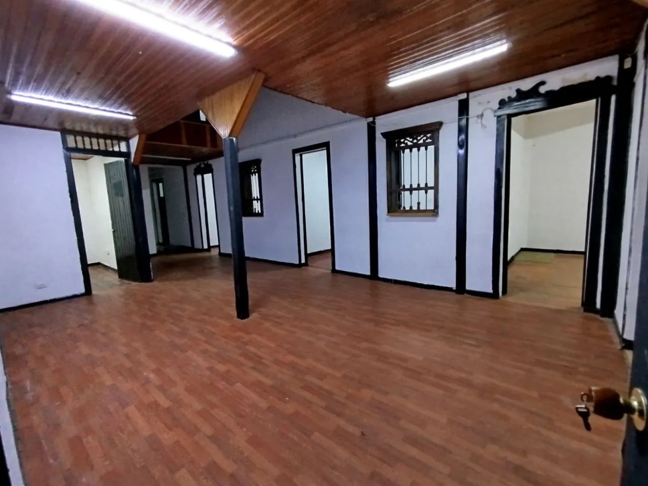 Local en Arriendo en Sector Galeria Central, Pereira, 900,0 m² (foto 5) — CREBI