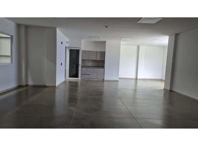 Bodega en Venta en Cerritos, Esperanza Galicia, 681,0 m² (foto 5) — CREBI