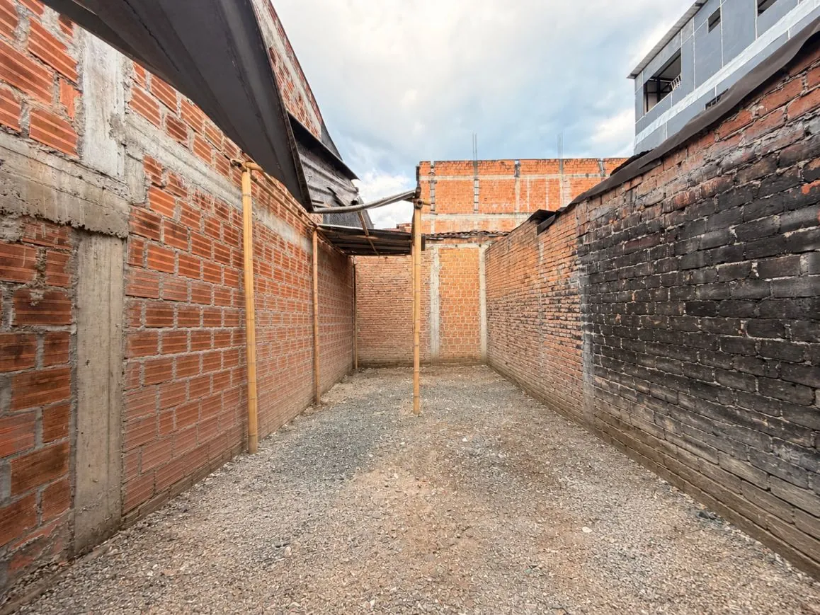 Lote en Venta en Santander, Dosquebradas, 208,0 m² (foto 5) — CREBI