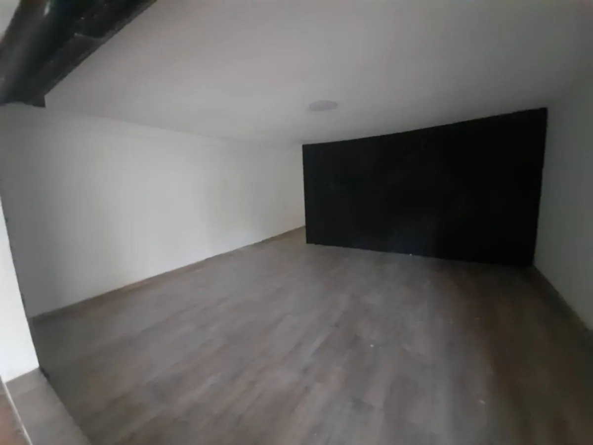 Local en Arriendo en San Jose Sur, Pereira, 100,0 m² (foto 5) — CREBI