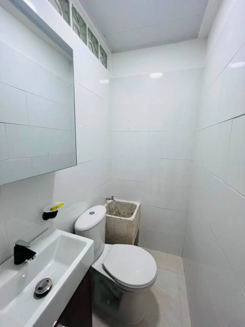 Local en Arriendo en Los Alpes, Pereira, 31,0 m² (foto 5) — CREBI