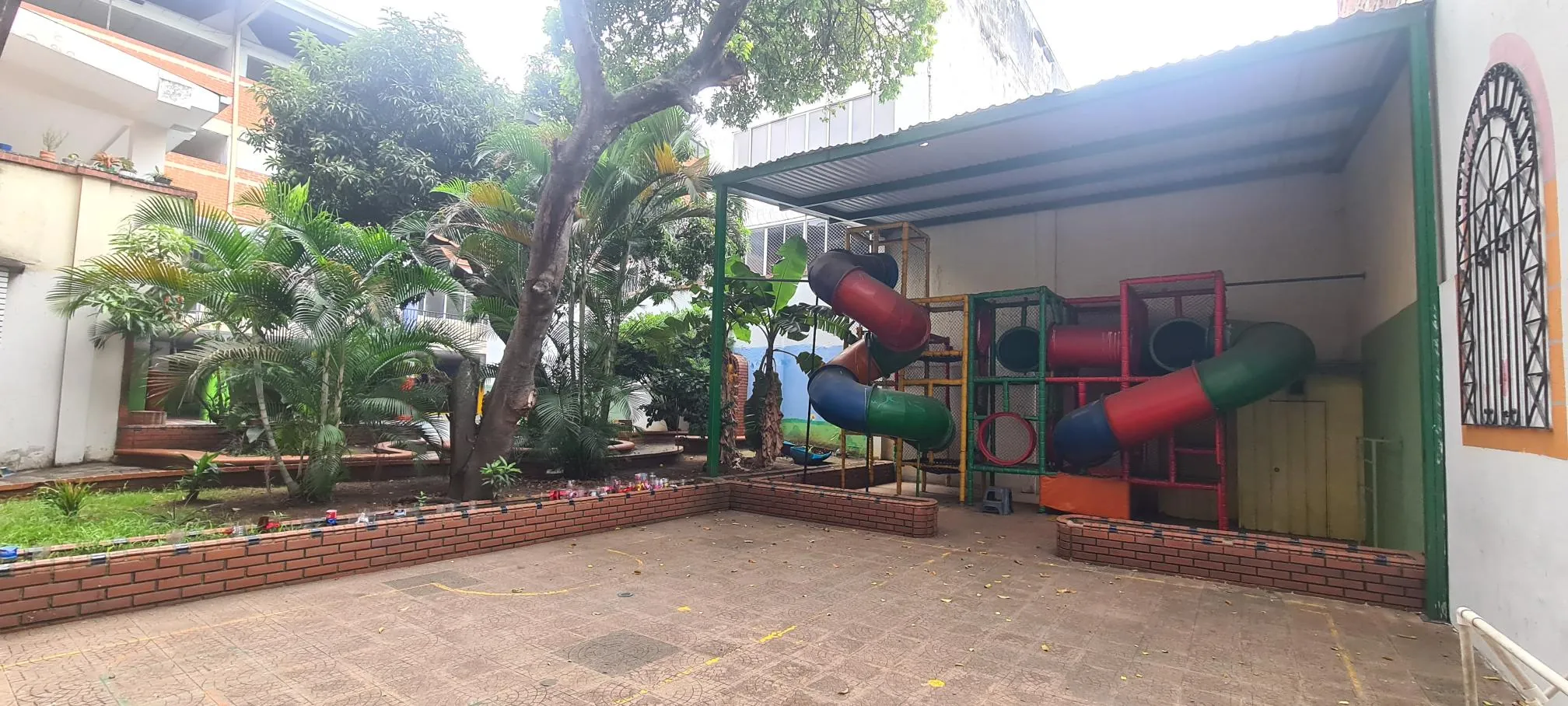 Edificio en Arriendo en Bretaña, Cali, 5542,0 m² (foto 5) — CREBI