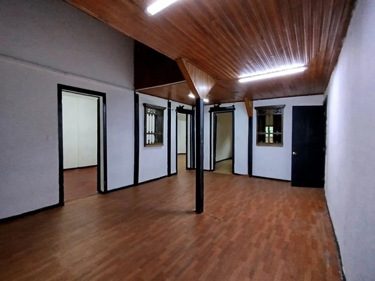 Local en Arriendo en Sector Galeria Central, Pereira, 900,0 m² (foto 6) — CREBI