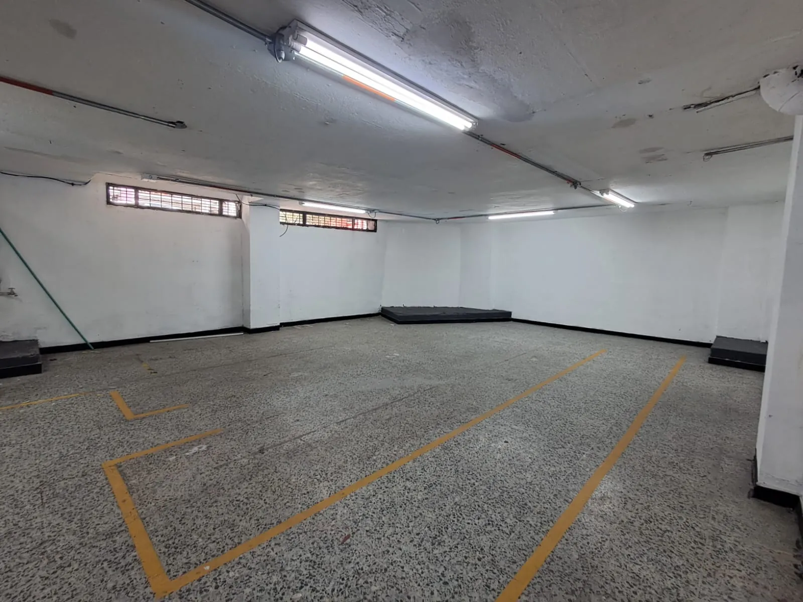 Local en Arriendo en Sector Plaza de Bolivar, Pereira, 400,0 m² (foto 6) — CREBI
