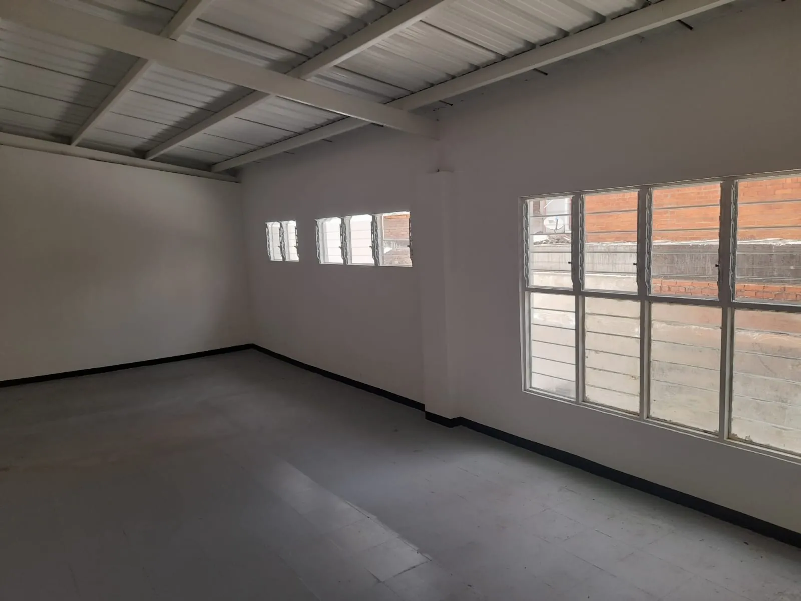 Local en Arriendo en Versalles, Cali, 700,0 m² (foto 6) — CREBI