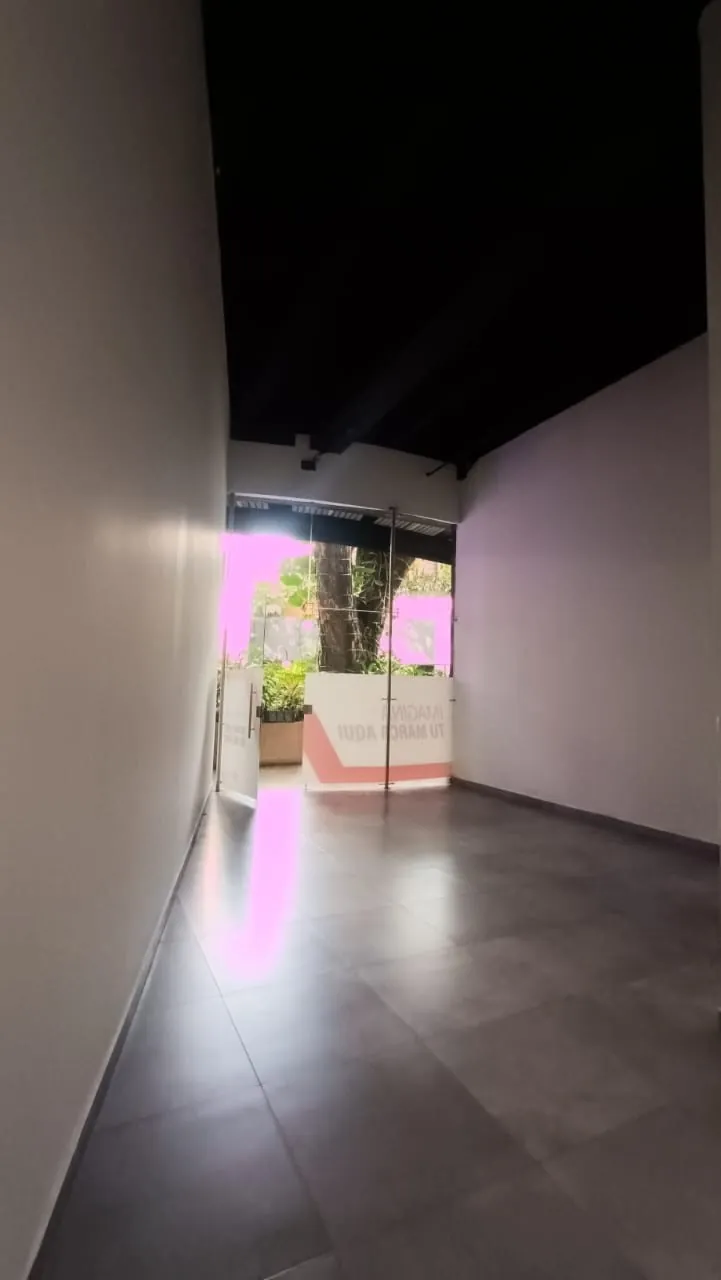 Local en Arriendo en Unicentro Cali, Cali, 47,0 m² (foto 6) — CREBI