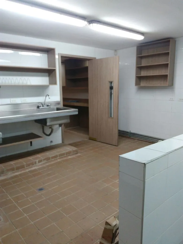 Local en Arriendo en Santa Mónica, Cali, 325,0 m² (foto 6) — CREBI