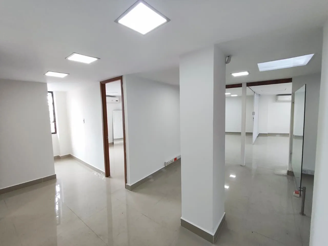 Oficina en Arriendo en Las Mangas, Pereira, 230,0 m² (foto 6) — CREBI