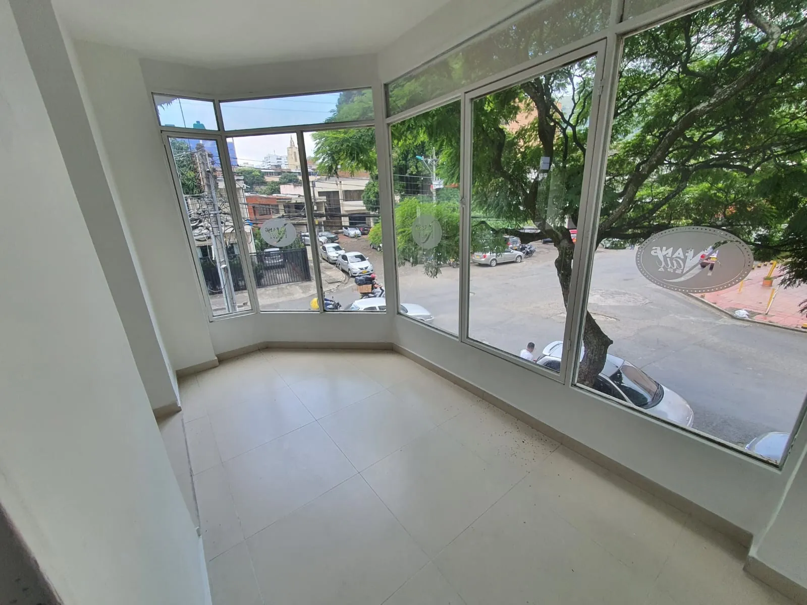 Local en Venta en Granada, Cali, 213,0 m² (foto 6) — CREBI