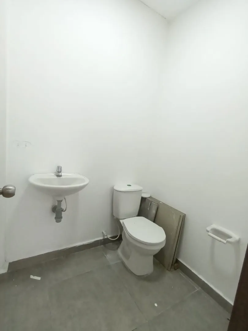 Local en Arriendo en Sector Plaza de Bolivar, Pereira, 70,0 m² (foto 7) — CREBI
